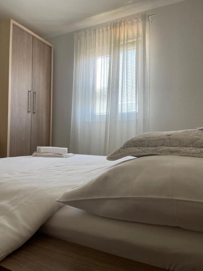 Apartments Belmat Trogir Exterior photo